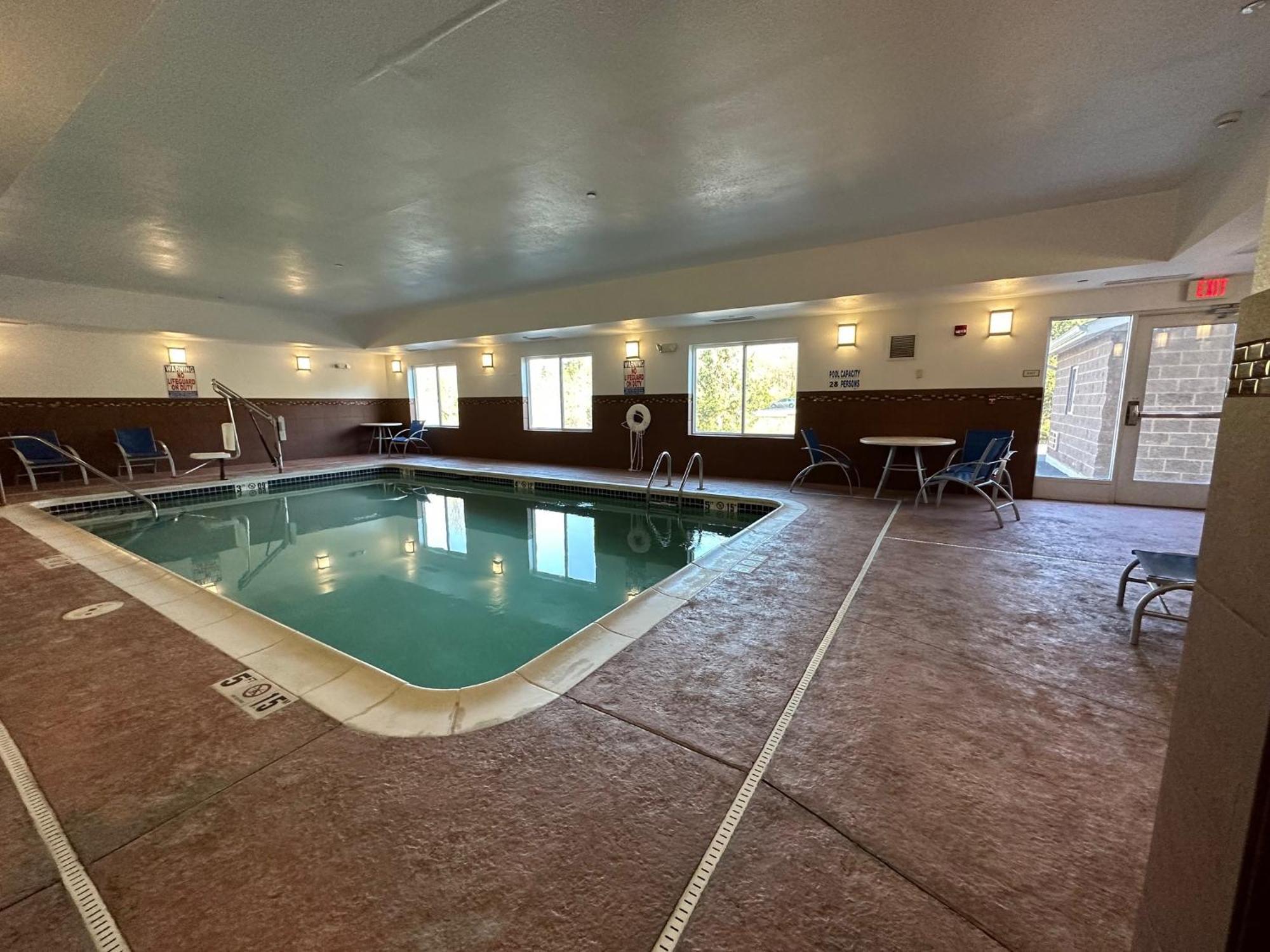 Holiday Inn Express Belle Vernon Kültér fotó