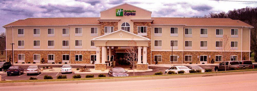 Holiday Inn Express Belle Vernon Kültér fotó