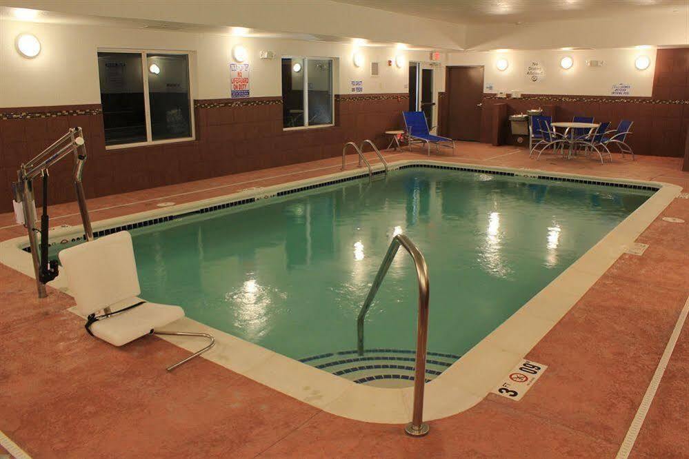 Holiday Inn Express Belle Vernon Kültér fotó